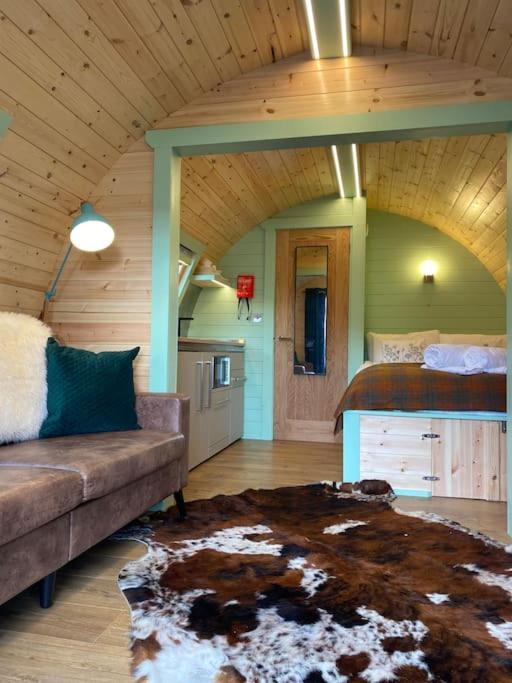 Seaview Lodges At Torlinnhe Fort William Exterior foto